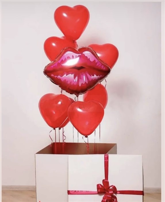 Коробка с воздушными шарами на 14 февраля «Поцелуй» - фото 6559