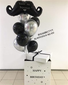 Коробка сюрприз с воздушными шарами для мужчин с фольгированными усами